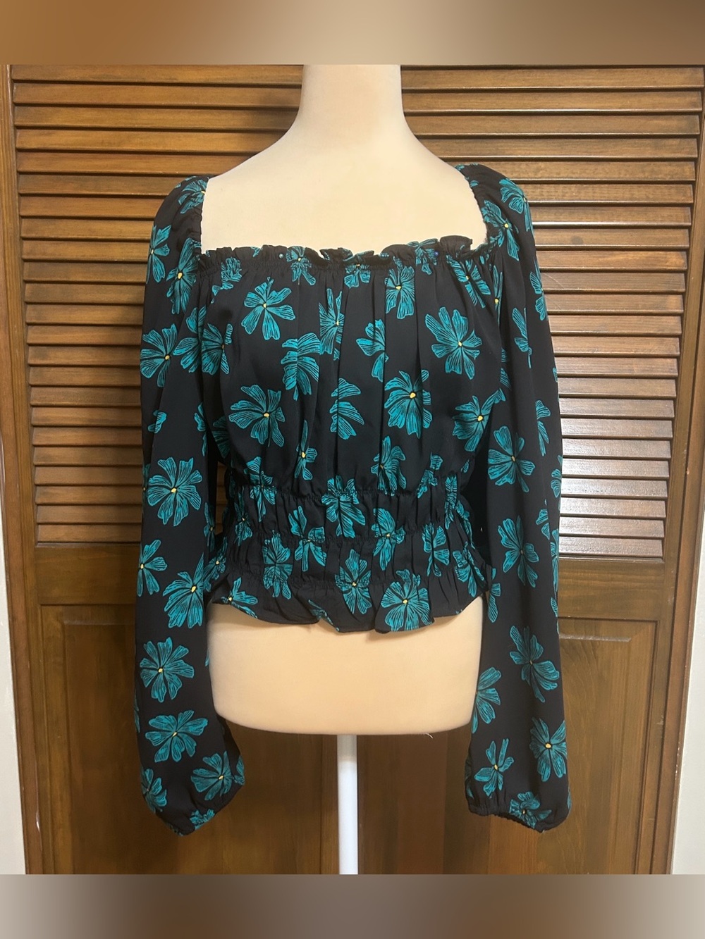 Bar III Long Sleeve Black Smocked Peasant Top Vibrant Teal Floral Print Size XL